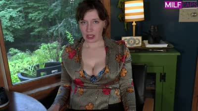 Bettie Bondage – Tea Time With Stepmom
