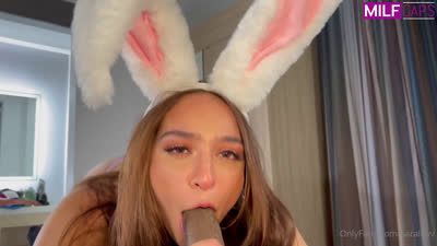 Saraluvv – The Naughty Bunny RP