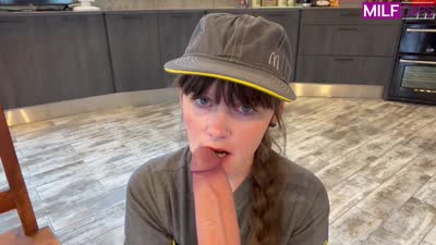 Sydney Harwin – McDonalds Delivery Girl Sucks A Cock And Shows Her Bare Tits